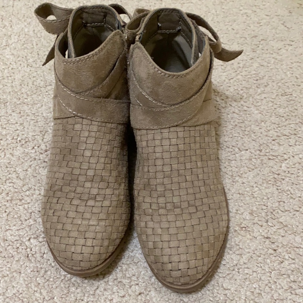 Little Tan Booties